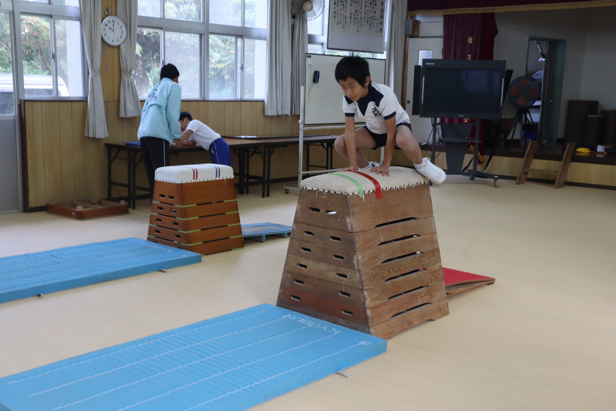 跳び箱運動の授業がありました